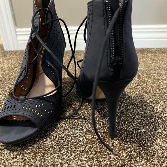 Blue high heels - Picture 2 of 4